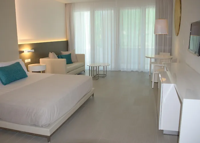 Platinum Yucatan Princess Adults OnlySpa Hotel